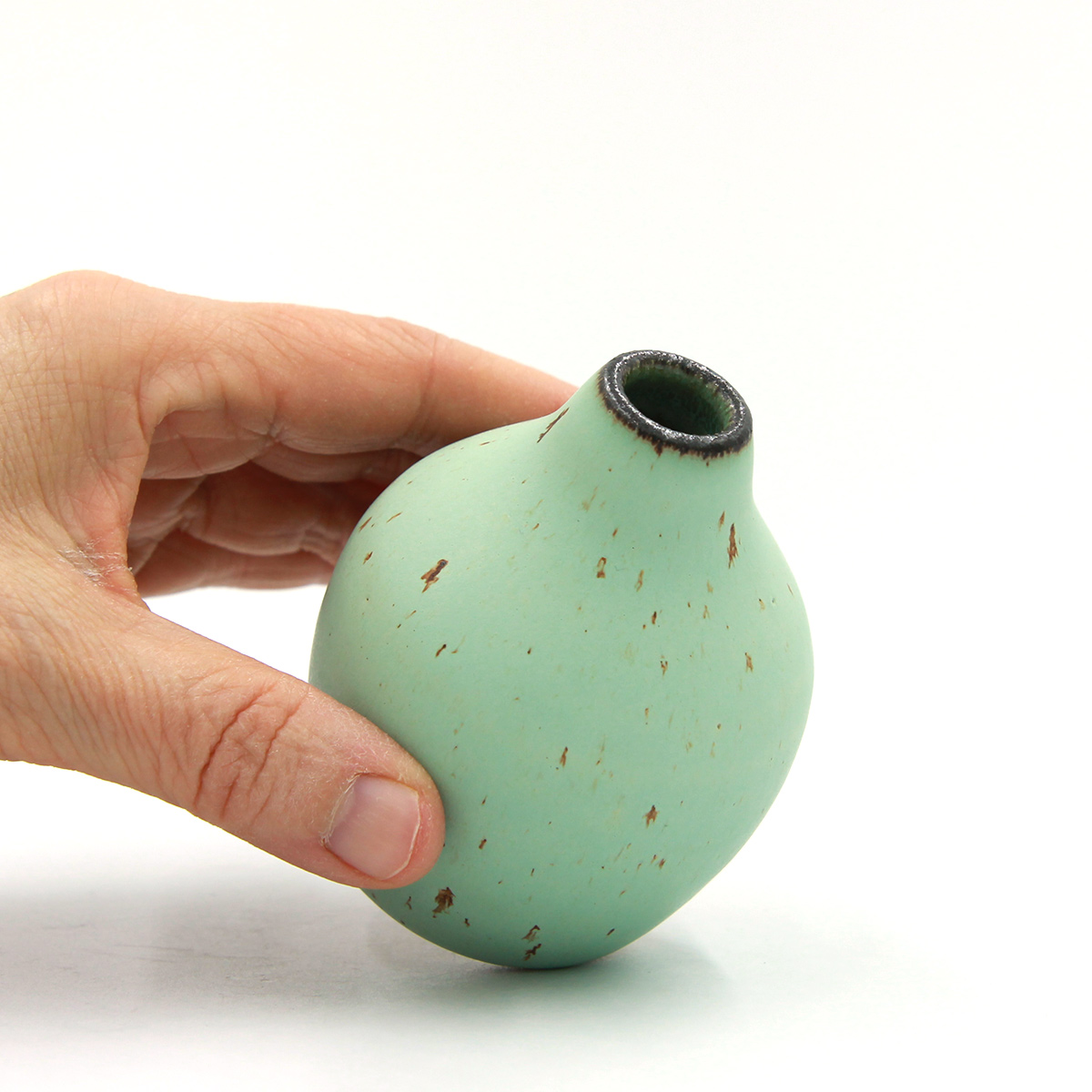 Dark Rim vase