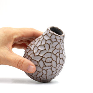 CAVA vase no. 1215 i mørk stentøj og GUM glasur